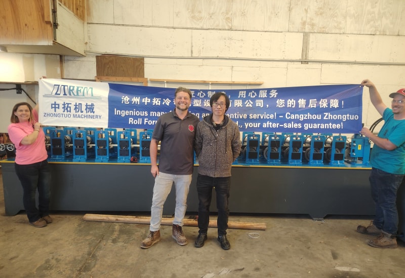 沧州新葡萄8883再创佳绩彩钢瓦滴水檐设备在美国佛罗里达成功投产运行稳定